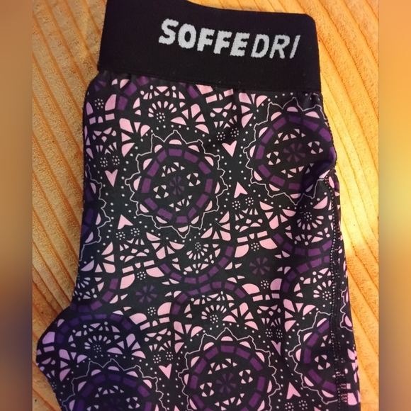 Soffe Black and Pink Leggings with Reflective Elements - Picture 2 of 3